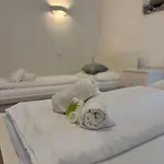 N.10 3*