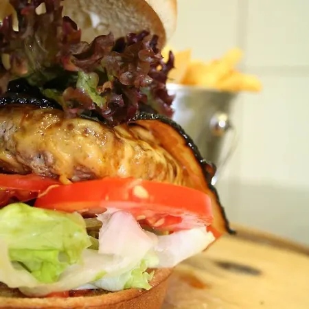 N.10 3*