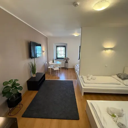 N.10
